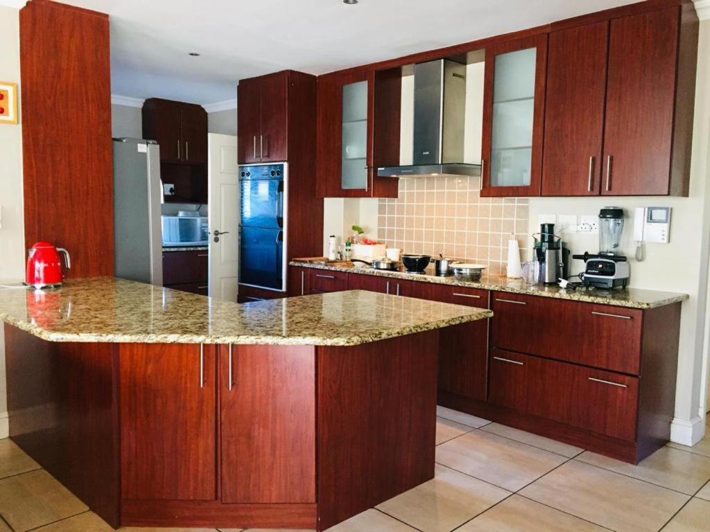 Harbour Close Boutique Villa Кейптаун Екстериор снимка